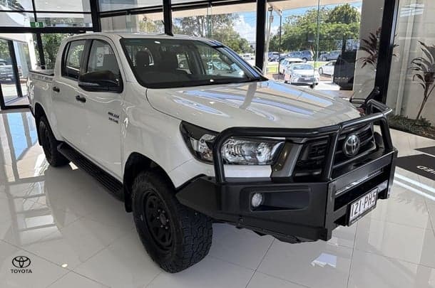 2020 Toyota Hilux SR in White