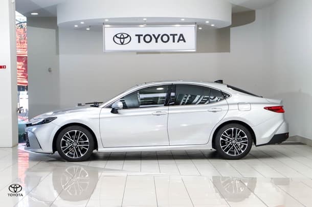 2026 Toyota Camry SL in Silver