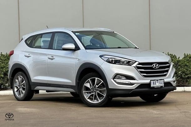 2018 Hyundai Tucson Active X in Silver