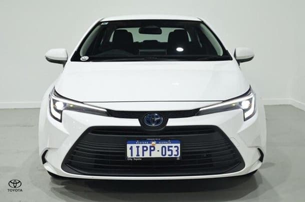 2025 Toyota Corolla Ascent Sport Hybrid in White