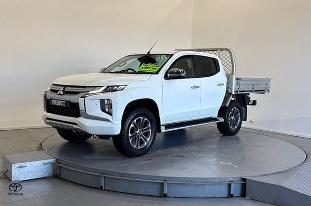 2022 Mitsubishi Triton GLX-R in White