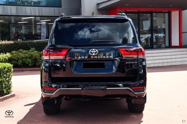 2022 Toyota Landcruiser Sahara ZX in Black