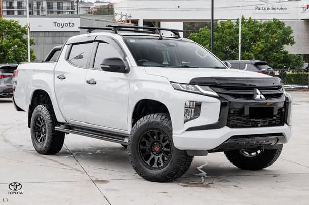 2022 Mitsubishi Triton GSR in White