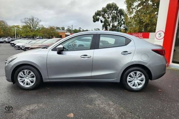 2016 Mazda 2 Neo in Silver