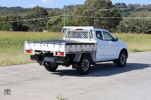 2022 Mazda BT-50 XT in White