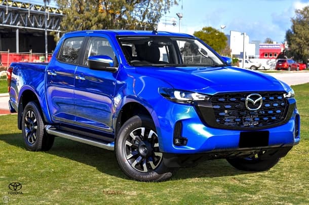 2025 Mazda BT-50 XTR in Blue