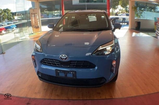 2024 Toyota Yaris Cross GX in Blue