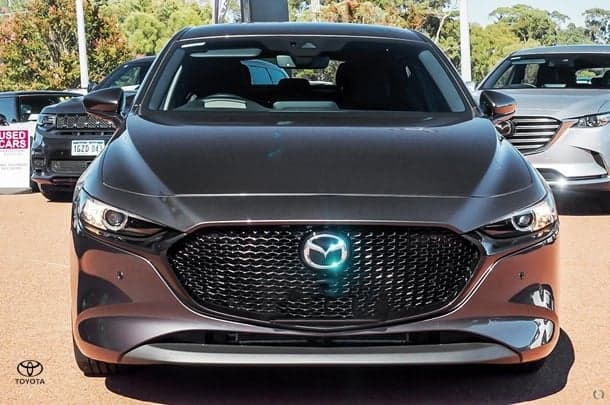 2025 Mazda 3 G20 Evolve in Grey