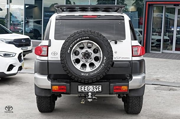 2011 Toyota FJ Cruiser FJ Cruiser in White