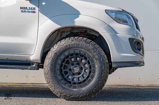 2014 Toyota Hilux Black Limited Edition in White