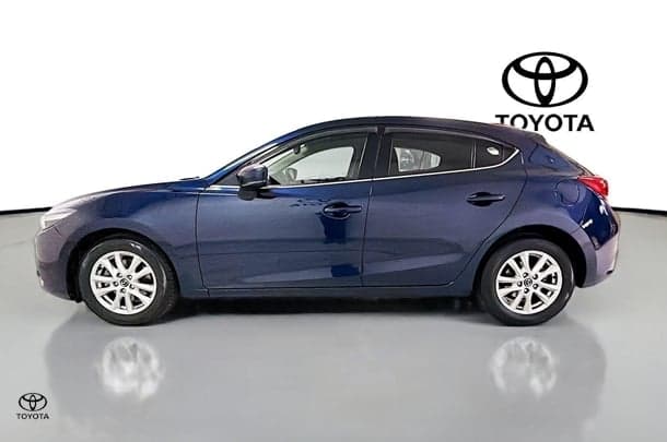 2017 Mazda 3 Maxx in Blue