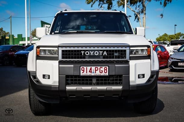 2025 Toyota Landcruiser Prado GXL in White