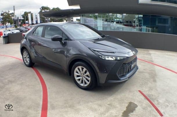 2024 Toyota C-HR GXL-2WD in Silver