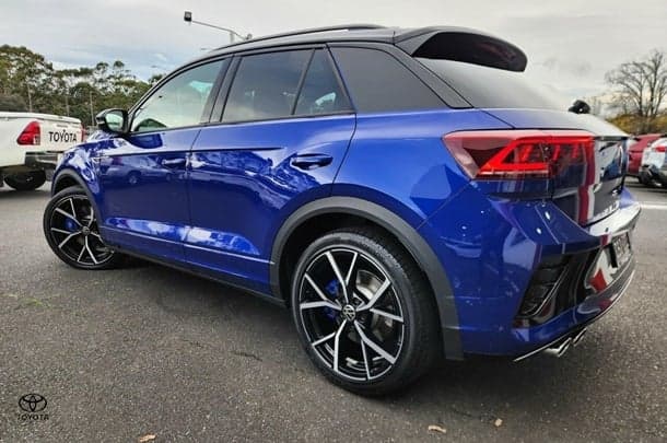 2023 Volkswagen T-Roc R in Blue