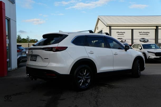2021 Mazda CX-9 Touring in White