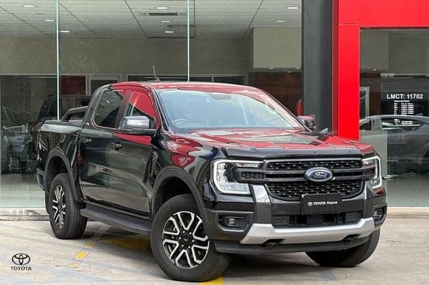 2022 Ford Ranger Sport in Black