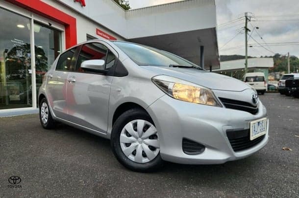 2013 Toyota Yaris YR in Silver