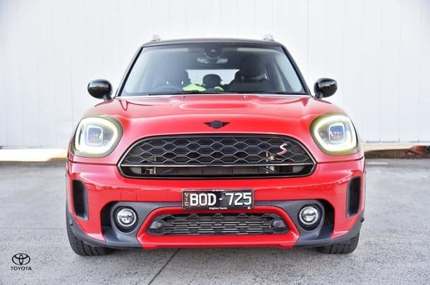 2021 MINI Countryman Cooper S Classic in Red