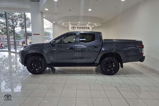 2021 Mitsubishi Triton GSR in Grey