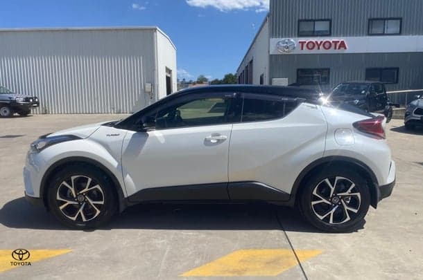 2018 Toyota C-HR Koba AWD in Two Tone White