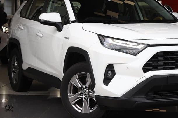 2024 Toyota RAV4 GX-2WD in White