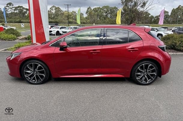 2021 Toyota Corolla ZR in Red