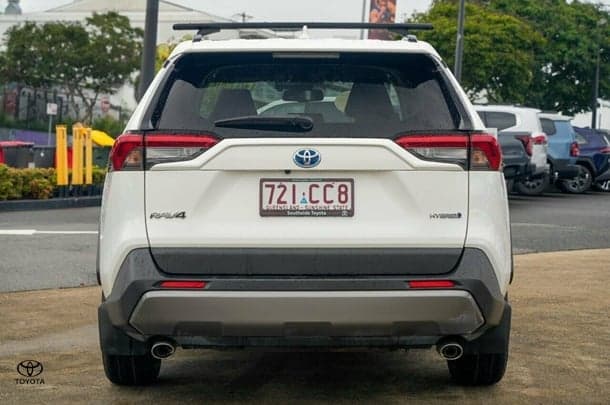2021 Toyota RAV4 GXL-2WD in White