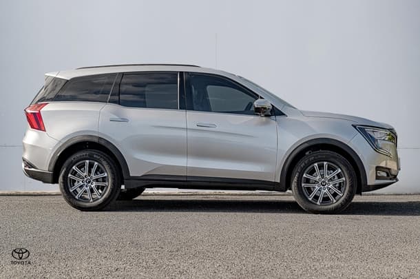 2025 Mahindra XUV700 AX7L in Other