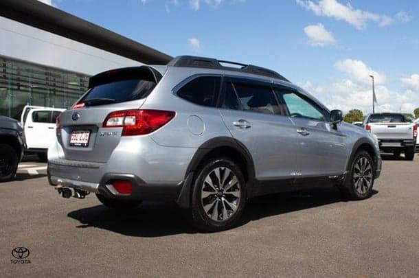 2015 Subaru Outback 2.5i Premium in Silver