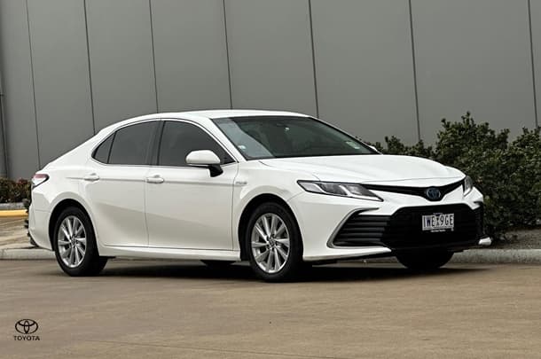 2022 Toyota Camry Ascent in White