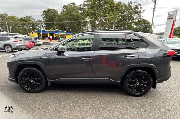 2024 Toyota RAV4 Cruiser-AWD in Graphite