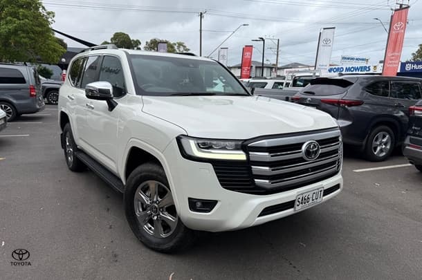 2023 Toyota Landcruiser Sahara in White