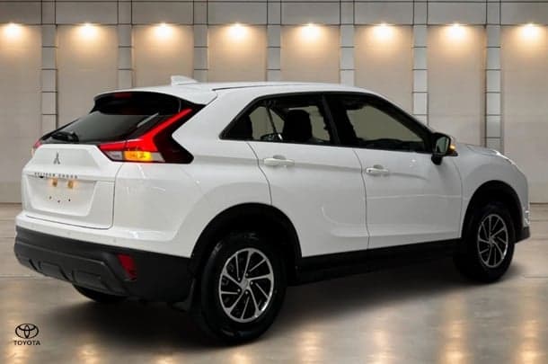 2023 Mitsubishi Eclipse Cross ES in White