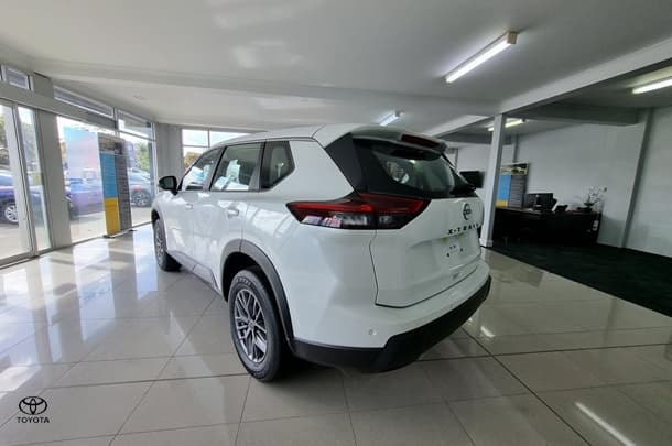 2026 Nissan X-TRAIL ST in White