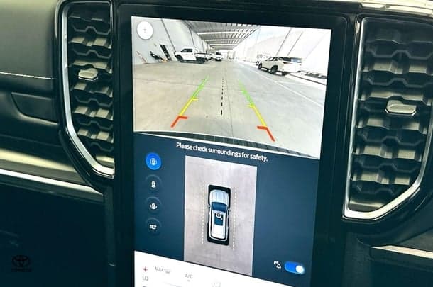 2024 Ford Everest Platinum in White