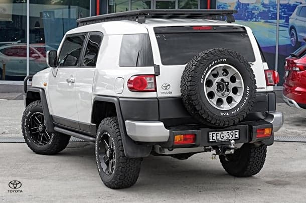 2011 Toyota FJ Cruiser FJ Cruiser in White