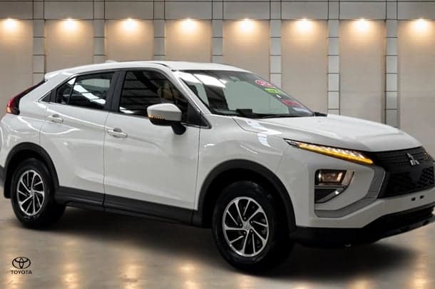 2024 Mitsubishi Eclipse Cross ES in White