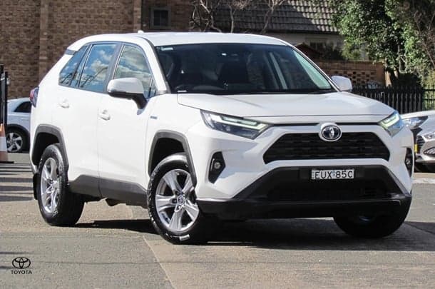 2022 Toyota RAV4 GX in White
