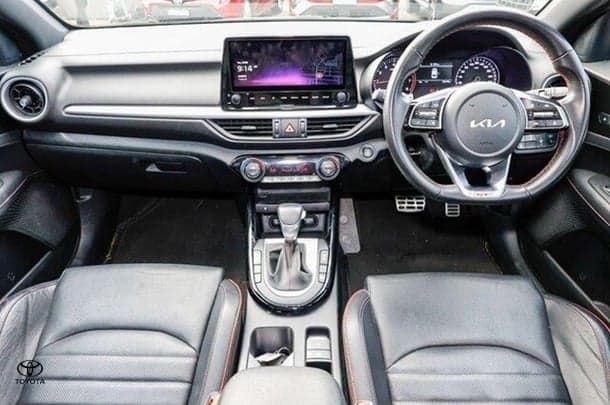 2022 Kia Cerato GT in Blue