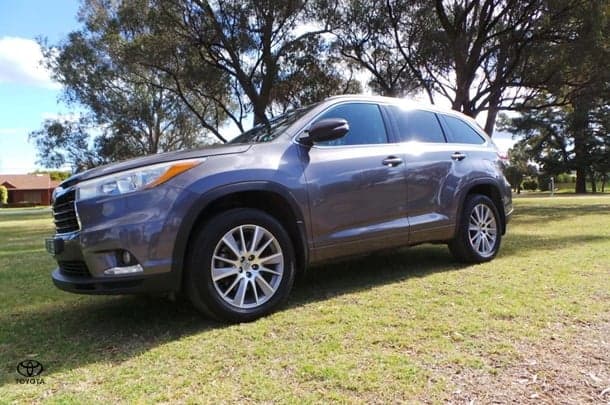 2015 Toyota Kluger Grande in Grey