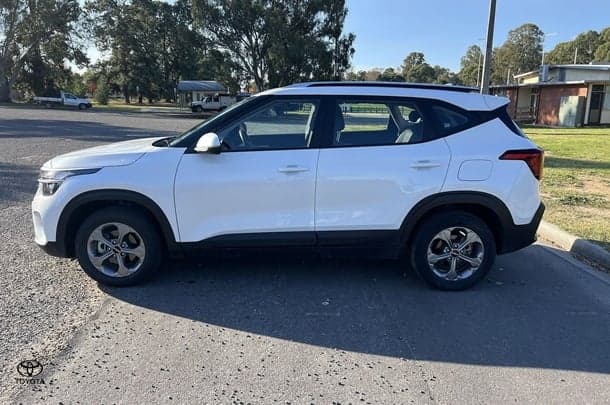 2023 Kia Seltos S in Other