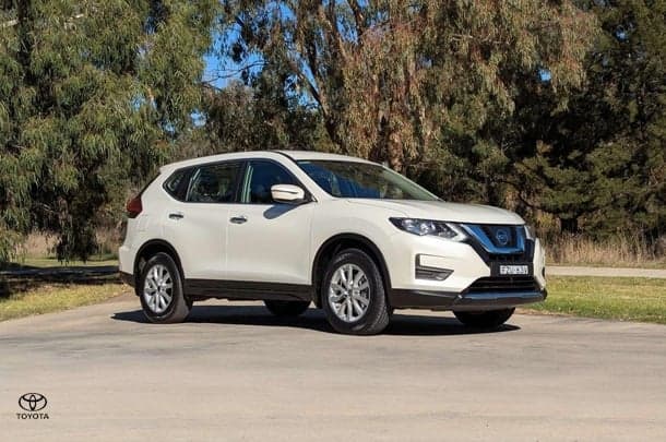 2018 Nissan X-TRAIL ST in White