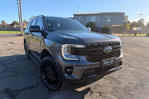 2025 Ford Everest Sport in Grey