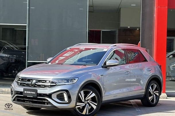 2022 Volkswagen T-Roc 140TSI R-Line in Silver