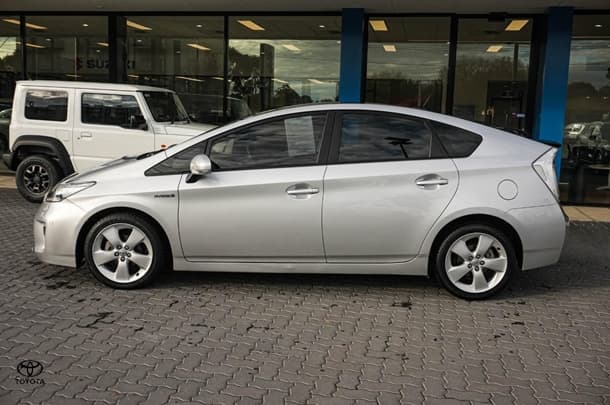 2014 Toyota Prius i-Tech in Silver