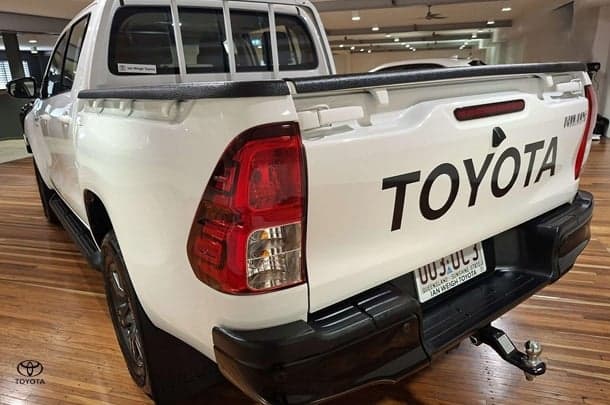 2025 Toyota Hilux SR in White
