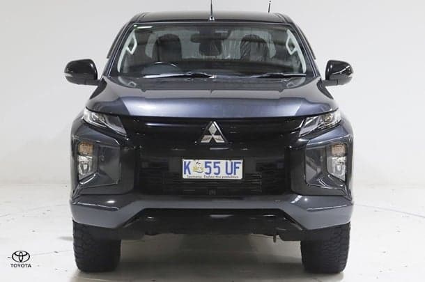 2022 Mitsubishi Triton GSR in Grey
