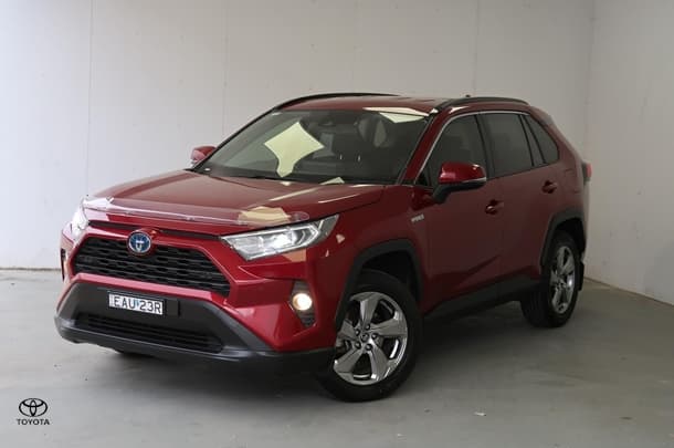2019 Toyota RAV4 GXL in Red