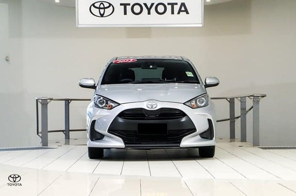 2023 Toyota Yaris Ascent Sport in Silver