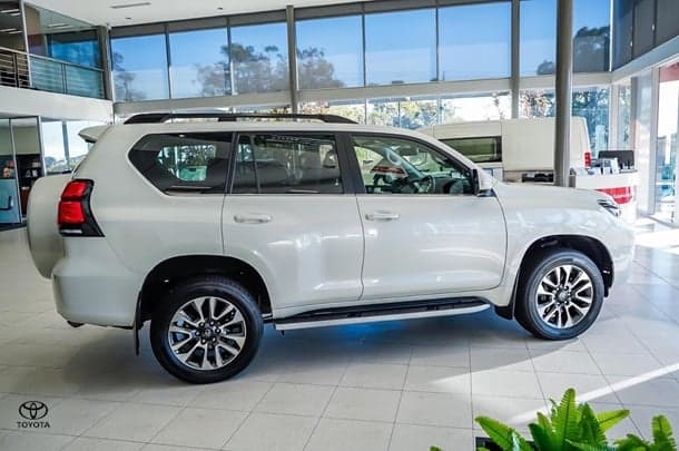 2022 Toyota Landcruiser Prado VX in White